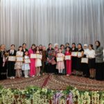2024 yil 16 aprel kuni Samarqand shahar 3-son Bolalar musiqa va san’at maktabining 1-toifali fortepyano sinfi o‘qituvchisi Ibragimova Sarvinoz Akramjonovna o‘z o‘quvchilari bilan tayorlagan konsert dasturini Kattaqo‘rg‘on shahar 2-son Bolalar musiqa va san’at maktabida namoish etishdi hamda uchrashuv yakunida maktabning fortepyano bo‘limi o‘qituvchilari bilan sohani yanada rivojlantirish bo‘yicha ustuvor vazifalar belgilab olindi. Konsertda ishtirok etgan 3-son BMSM o‘qituvchisi va o‘quvchilariga maktab ma’muriyatining tashakkurnomalari topshirildi. 🔰  ✅Ushbu  ijodiy uchrashuv va hamkorlikni tashabbuskori 3-son BMSM direktori Ismoil Xaydarovichga 2-son BMSM ma’muriyati o‘z minnatdorchiligini bildiradi.