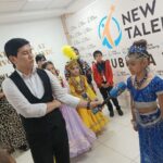 Kattaqo‘rg‘on shahar  2- son Bolalar musiqa va san’at maktabining bir guruh iqtidorli yoshlari  Toshkentda o’tkazilgan «Sharq yulduzlari» respublika ko’rik tanlovida  ishtirok etib,  1-2-3 o‘rinlarni qo‘lga kiritdilar.